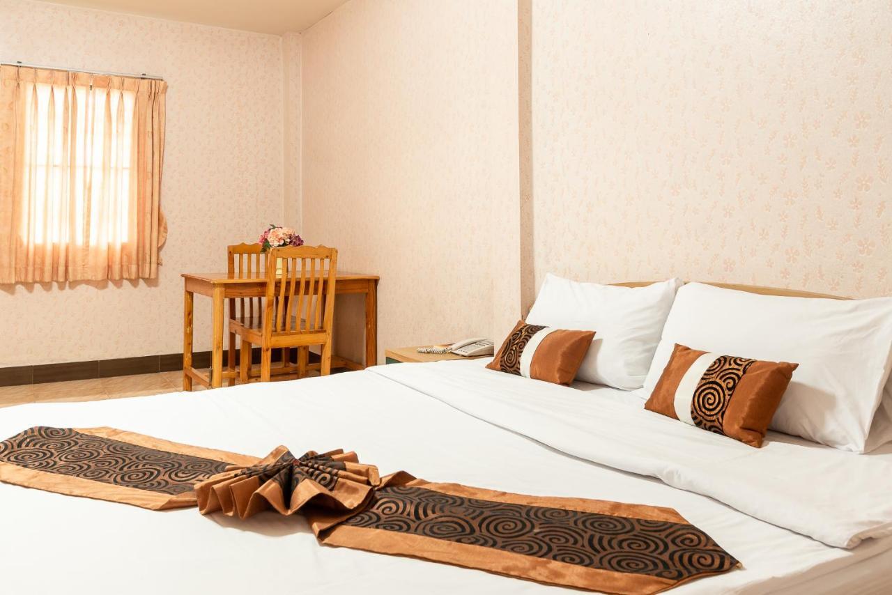 Pn Gold Resort بانغسين المظهر الخارجي الصورة